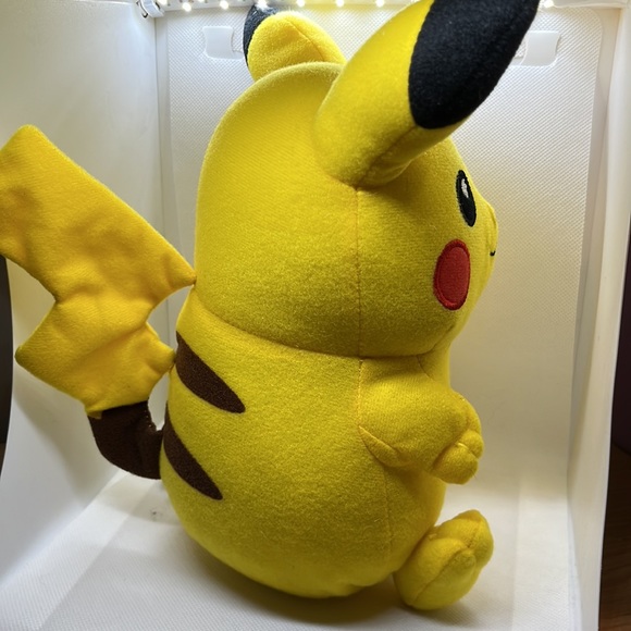 NWT Pokémon 9” Pikachu Plush - Picture 9 of 14